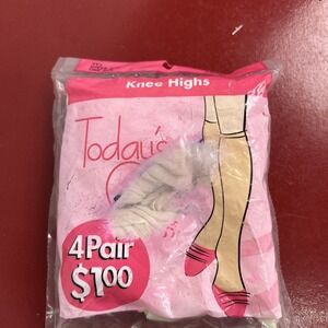 Today's Girl by Leggs Womens Ivory Sheer Toe One Size 4‎ Pair Knee Highs